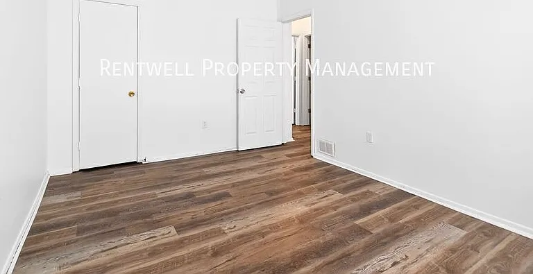 27 Highland Ave — Photo 27