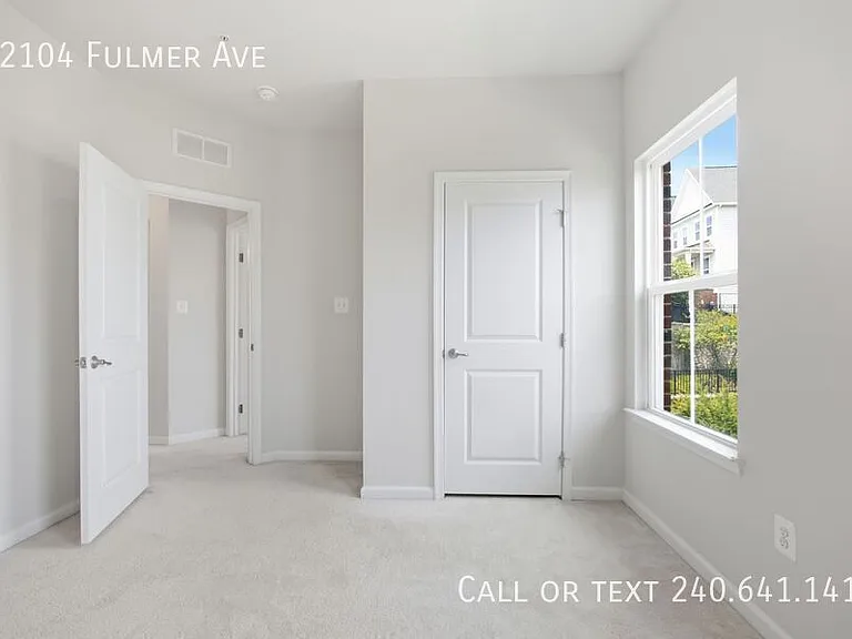 22104 Fulmer Ave — Photo 15