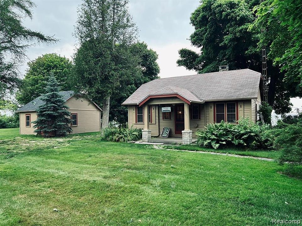 2281 Lakeshore Rd, Applegate, MI 48401 Zillow