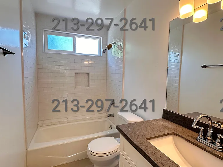 1241 Tamarind Ave #6 — Photo 6