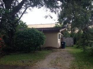 11820 SW 81st Rd, Pinecrest, FL 33156