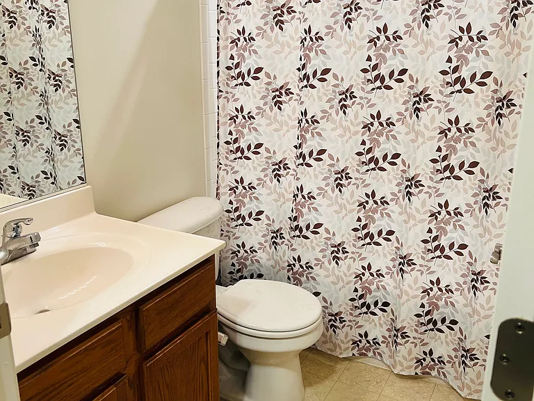 9404 Lanae Ln — Photo 21