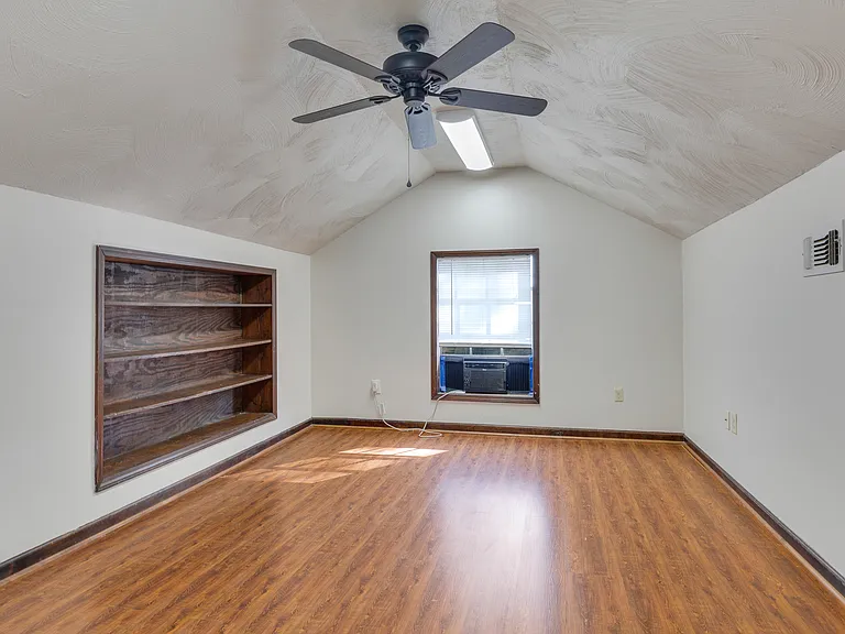 113 Aberdeen Dr — Photo 19