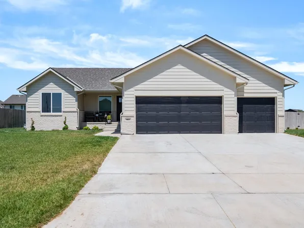 861 N Cloverleaf St, Goddard, KS 67052