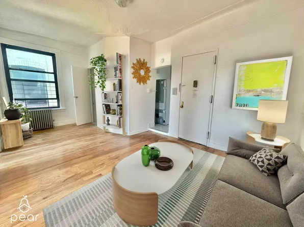 124 31st Street image 1 of 12