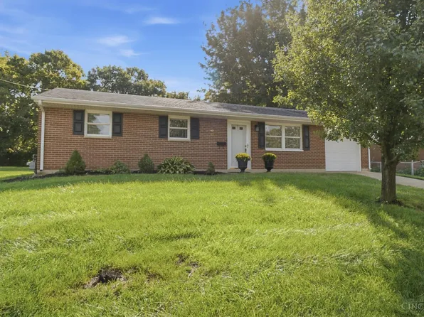 904 Hartz Dr, Lebanon, OH 45036