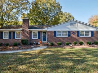 1110 Bevis Dr, Charlotte, NC 28209