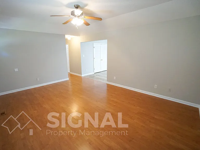 617 Ozark Ct — Photo 4