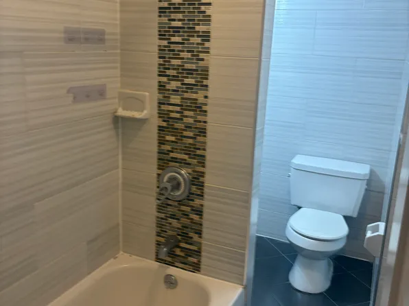 475 West 186th Street image 7 of 9