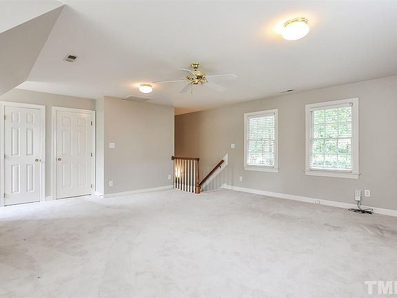 4th image of 4633 Grayling Dr