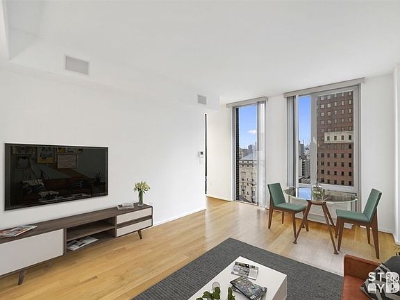 3rd image of 172 Montague St APT 17B