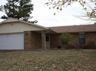 3205 Westmoreland Ave, Springdale, AR 72762