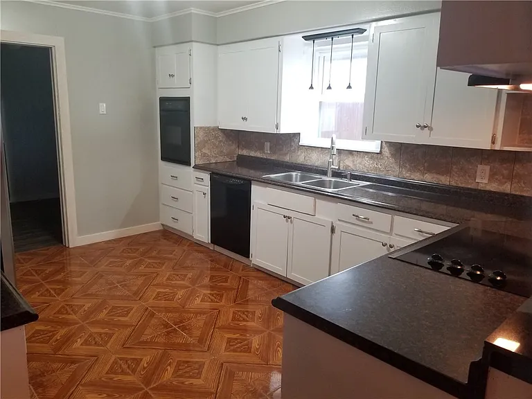 106 E Janin Cir — Photo 5
