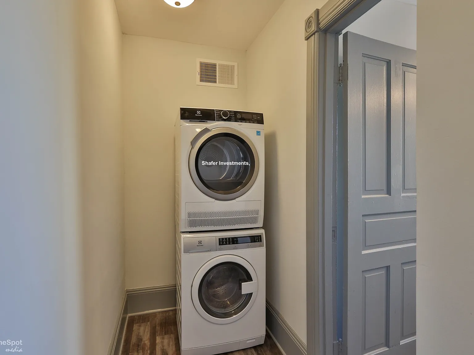 517 Schaffer Street - 1 — Photo 2