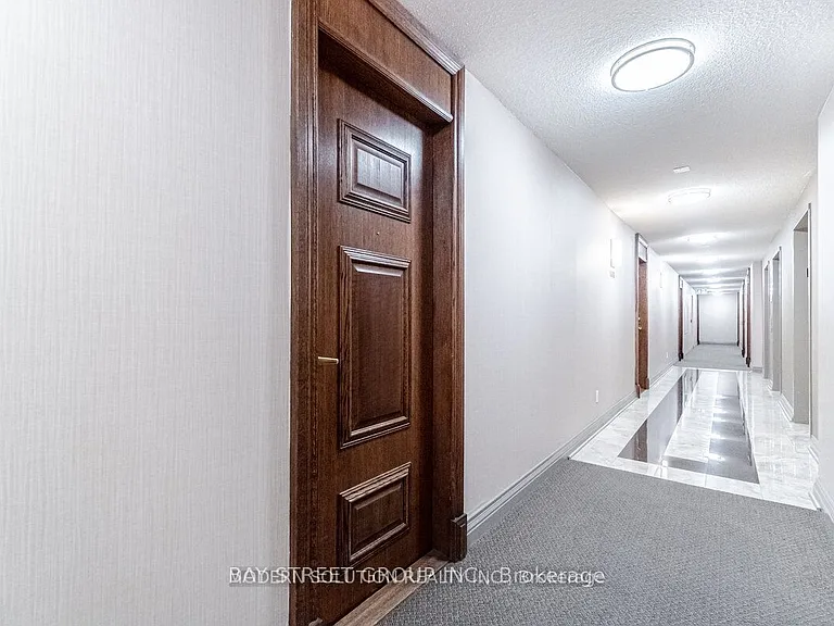 4900 Glen Erin Dr #1109 — Photo 8