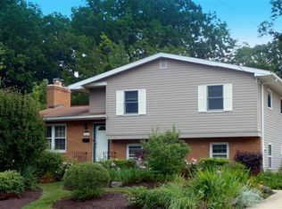 721 Cliffside Dr, Akron, OH 44313