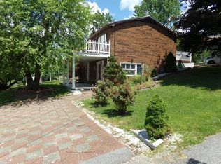 106 Tango Dr, Princeton, WV 24740