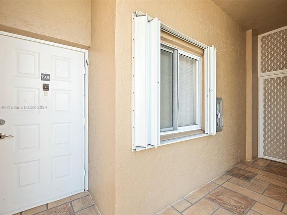 3rd image of 7901 Granville Dr #412