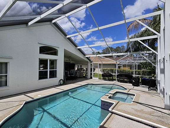 2nd image of 6606 Nasser Ln