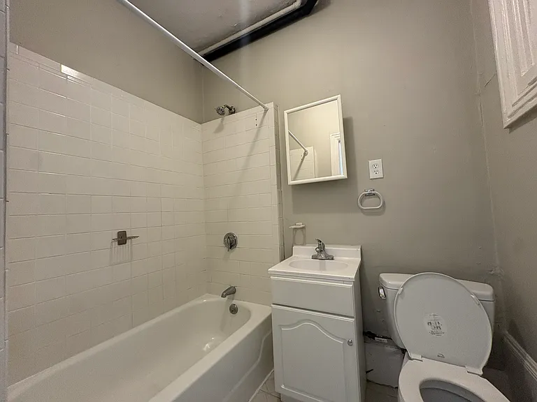 10 Sewall Ave #1 — Photo 4