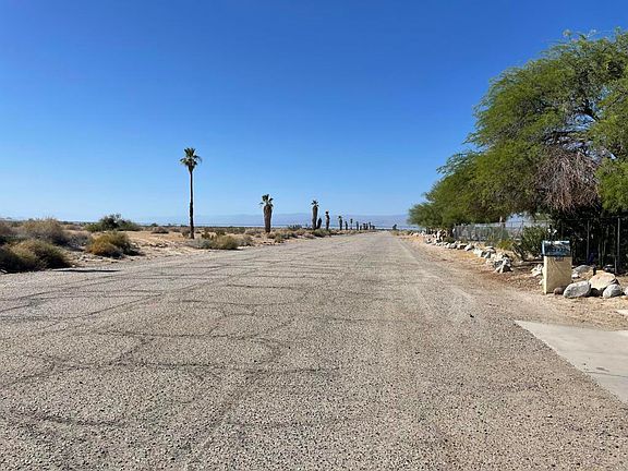 3rd image of 3003 Camino Dr