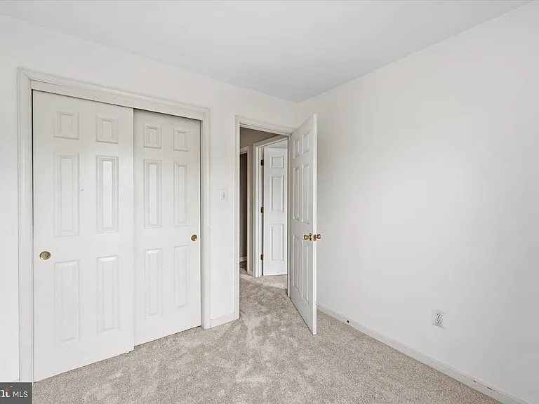 706 Vanderbilt Ter SE — Photo 24
