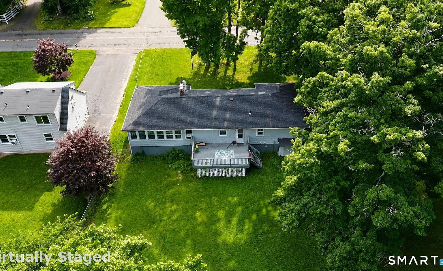 3 bed, 1.0 bath, 1112 sqft, $2,800 — Photo 3