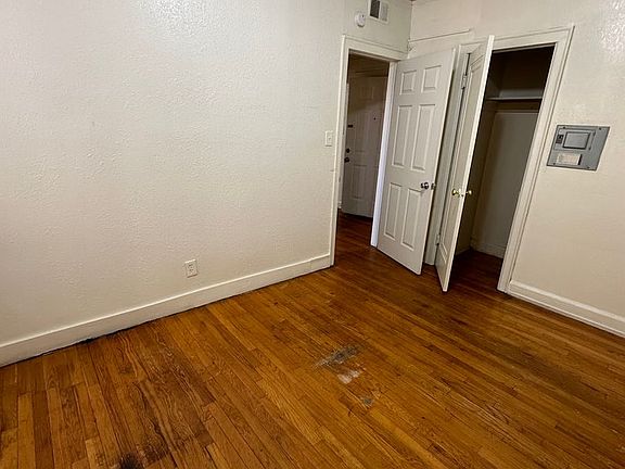 5th image of 13725 La Salle Blvd APT 104