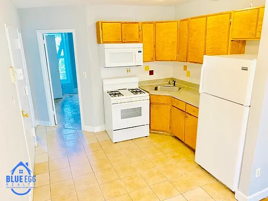 Rented by Blue Egg Realty Corp | media 28