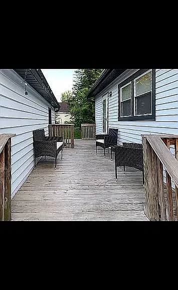 3 bed, 2000 sqft, $2,200 — Photo 3