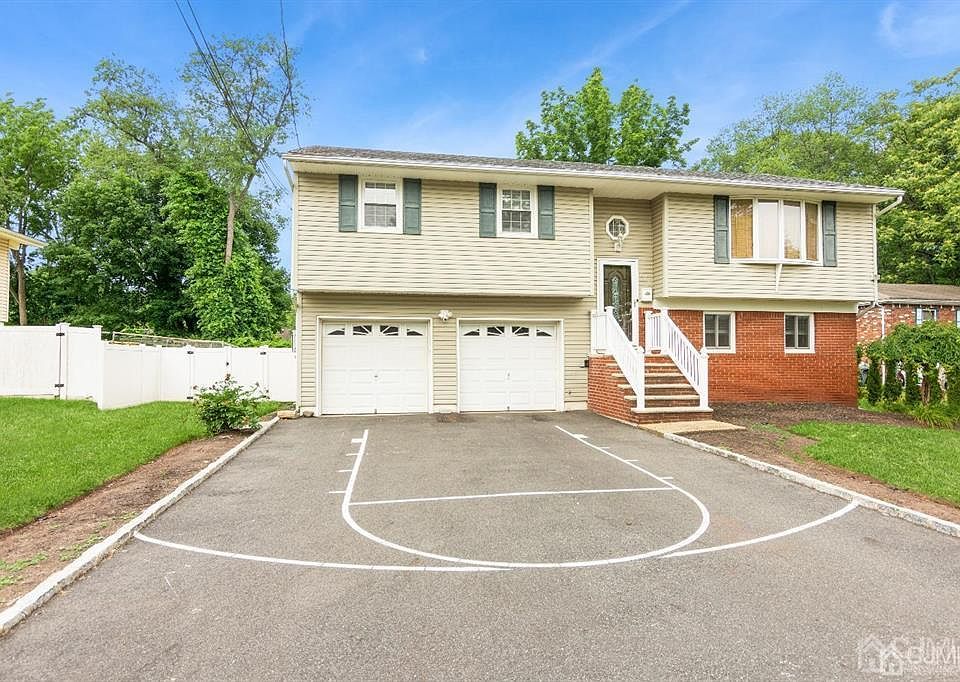 1st image of 299 Edgar Ave
