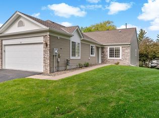 763 Lake Ridge Dr, Woodbury, MN 55129