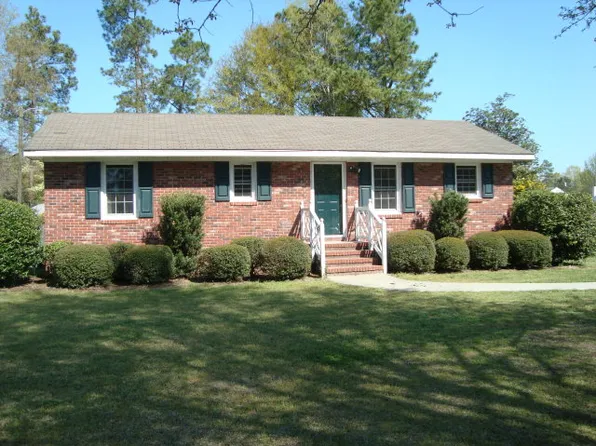109 N Meadow Dr, Manning, SC 29102