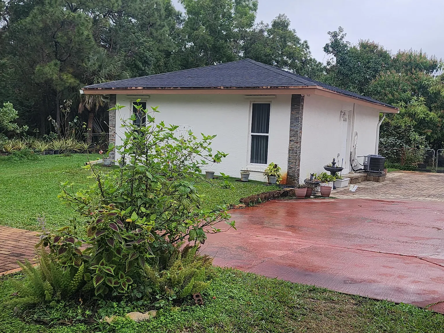 1 bed, 1.0 bath, 550 sqft, $1,895 — Photo 2