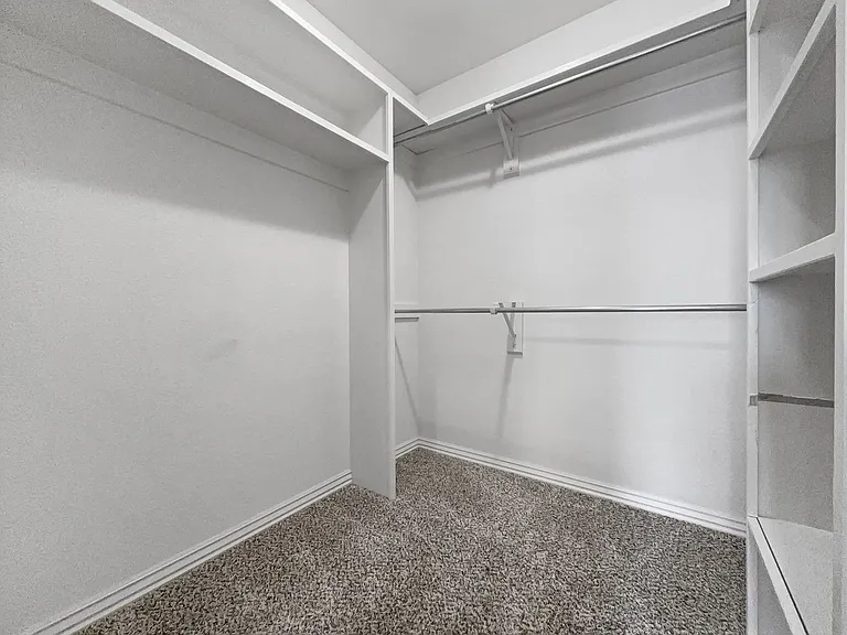 2060 Kalei Ln — Photo 32