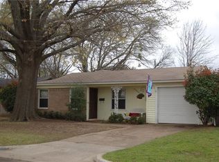 5208 Ira St, Haltom City, TX 76117