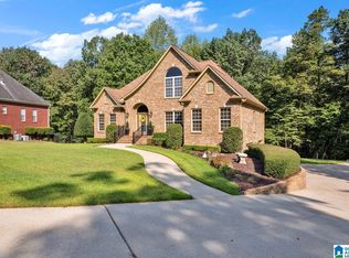 2685 Chesapeake Dr, Hueytown, AL 35023