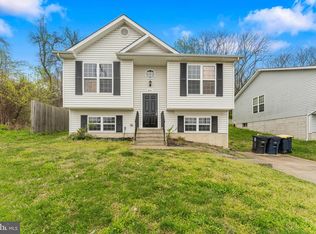 811 Balsamtree Dr, Capitol Heights, MD