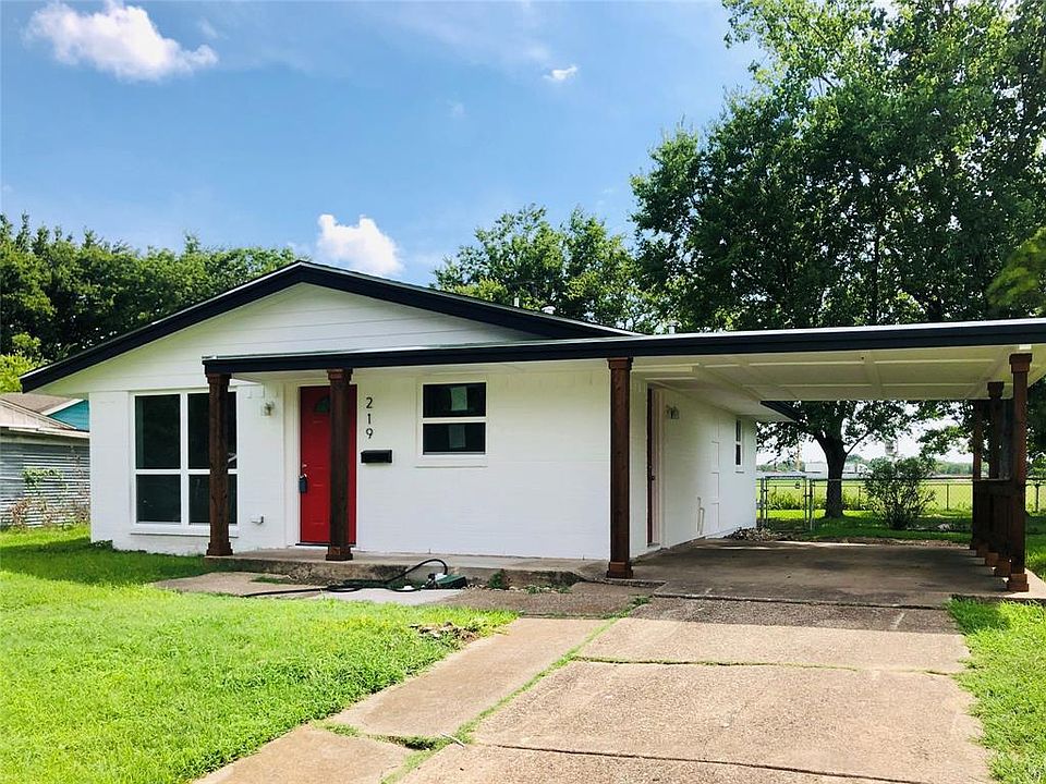 2nd image of 219 Wilmer Heights Dr