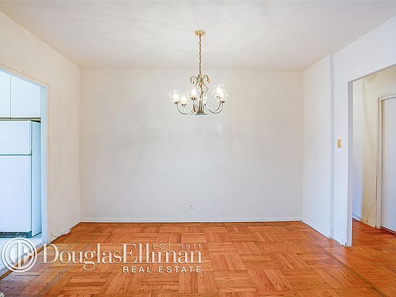 5th image of 11045 Queens Blvd #211