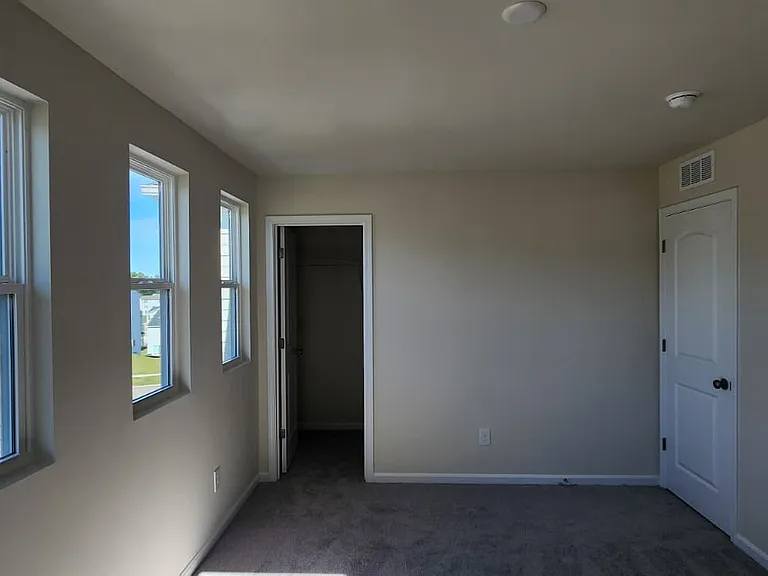 3003 Aiken Back Ln — Photo 5