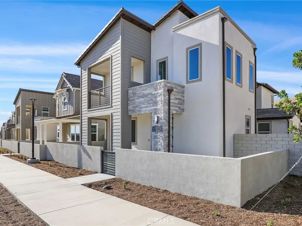 27213 Tamarack Ln, Stevenson Ranch, CA 91381