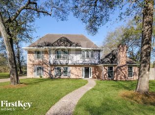 1706 Elk River Rd, Houston, TX 77090