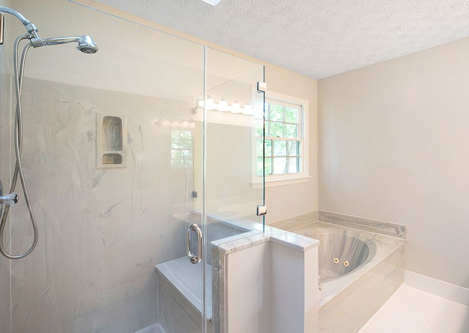 1st image of 4118 Tanbark Dr NE