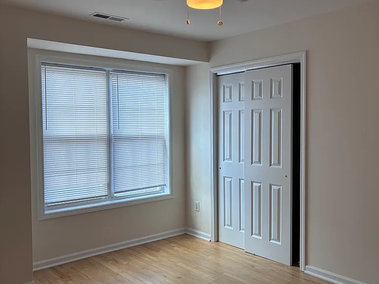 150 Stonefield Dr #3 — Photo 6