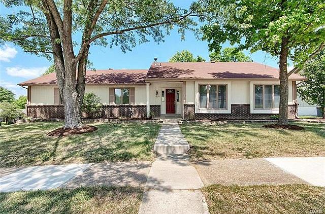 1st image of 1904 Schoettler Valley Dr