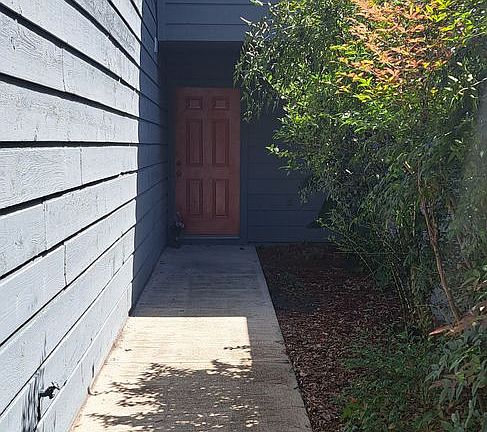 2nd image of 3024 NW 28th Cir