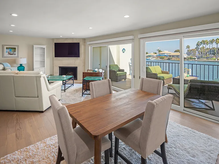 8 Antigua Ct — Photo 16