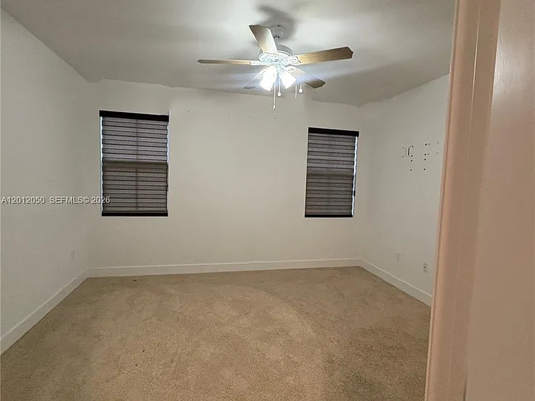 135-135 SW 171st Ter — Photo 3