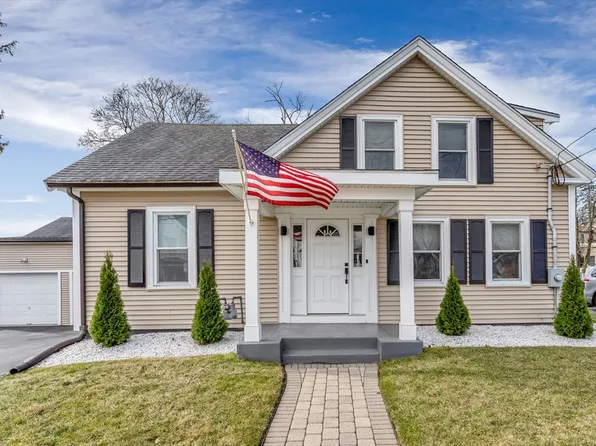 70 Pine St, Milford, MA 01757